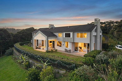 Albany Heights 6બેડરૂમ Substantial Luxury Estate
