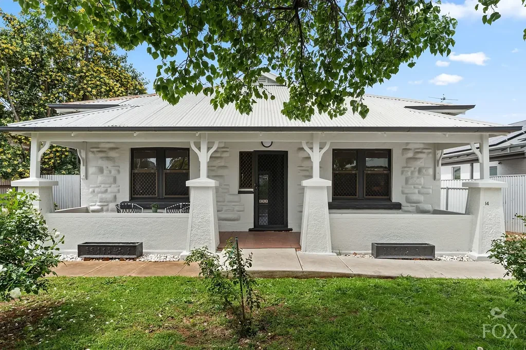 West Croydon 2Kwarto A charming 1925 Bungalow with room to grow