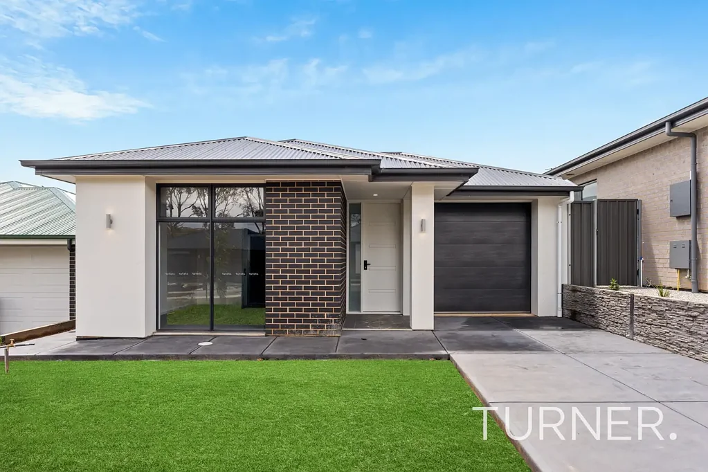 Modern and Versatile Family Home in a Quiet Mount Barker Location