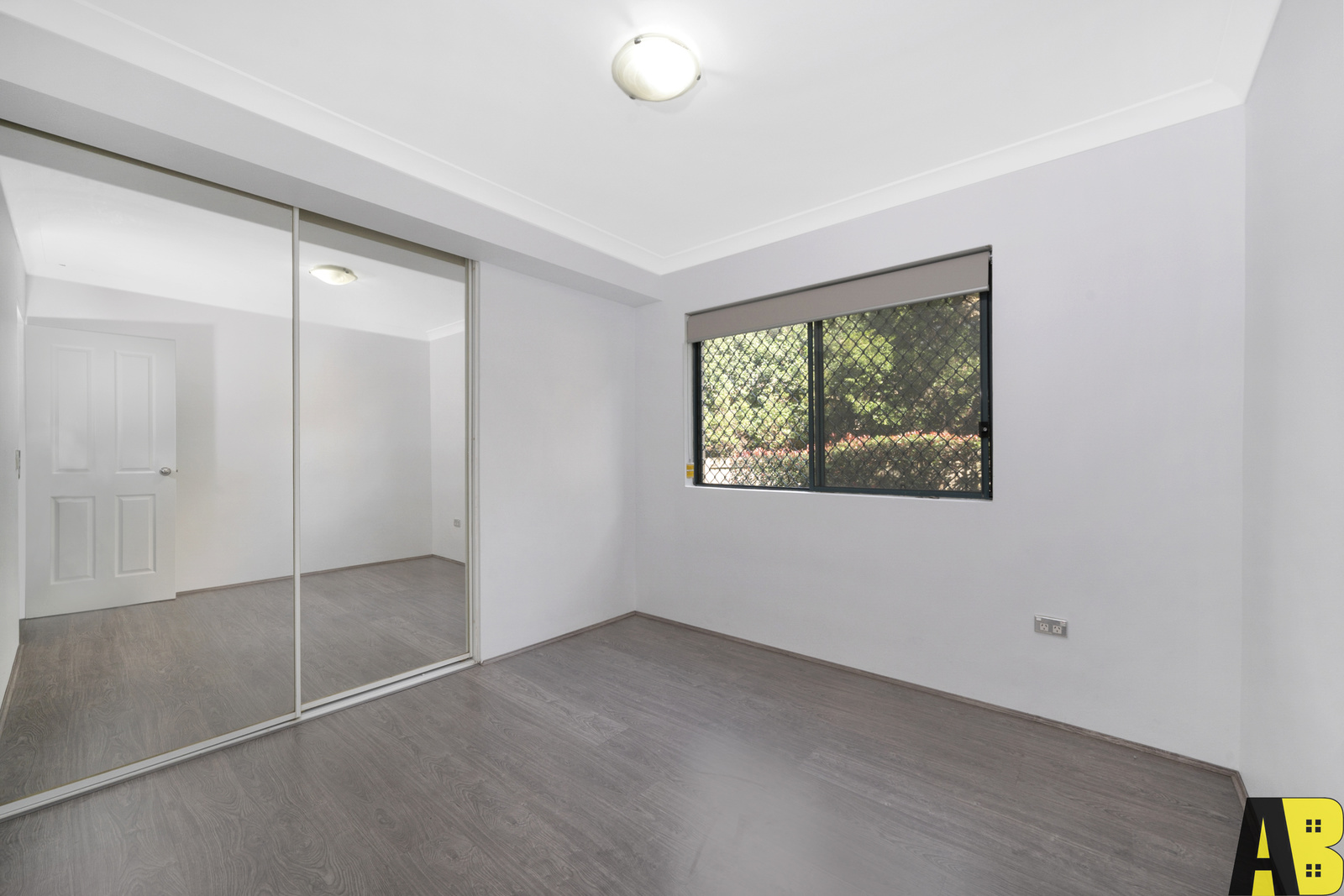 UNIT 6 10-12 DALLEY ST, HARRIS PARK NSW 2150, 0 ห้องนอน, 0 ห้องน้ำ, Unit