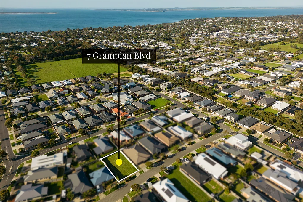7 Grampian Boulevard, Cowes, VIC 3922