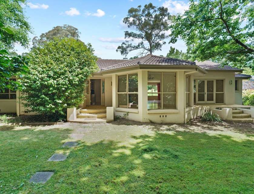 11 Riversdale Avenue, Burradoo, NSW 2576, 6 Bedrooms, 3 Bathrooms, House