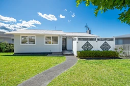 18 Hatherlow Street, Glenfield