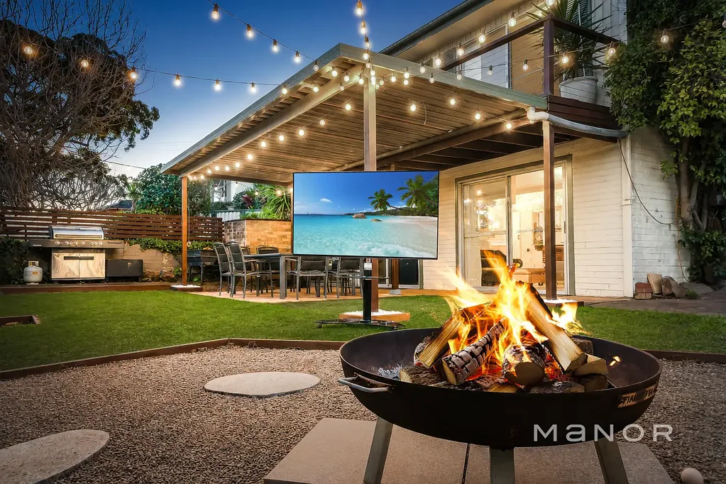 Winston Hills 4 Slaapkamer A Spacious Family Retreat Designed to Entertain