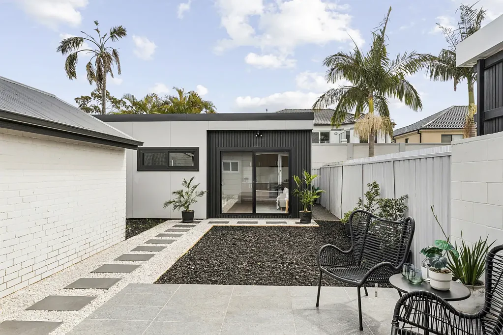 Sans Souci 4कमरा Smartly-crafted semi offers dual-living flexibility