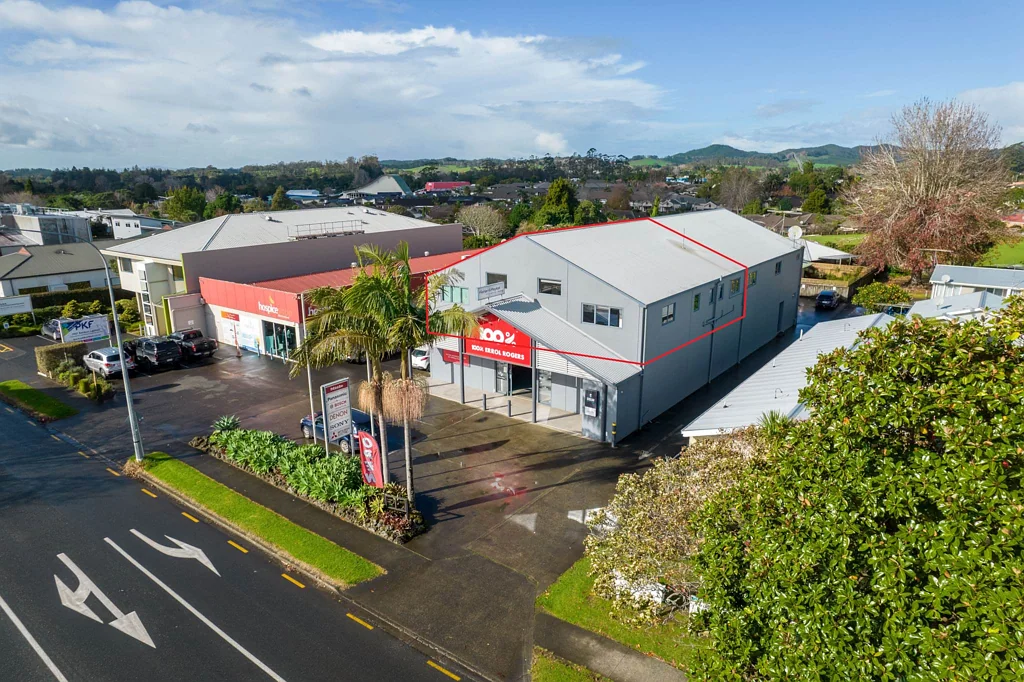 Kerikeri FIRST FLOOR OFFICE WITH PARKING