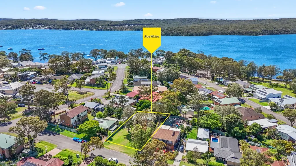 11 Moonah Place, Gwandalan, NSW 2259