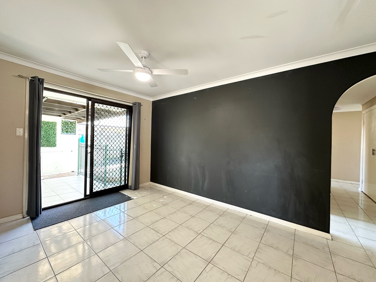 51 OCEANIC DR, MERMAID WATERS QLD 4218, 0房, 0浴, House