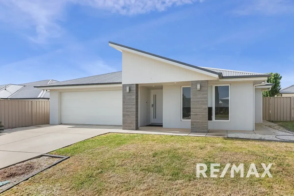 15 Beetson Street, Boorooma, NSW 2650