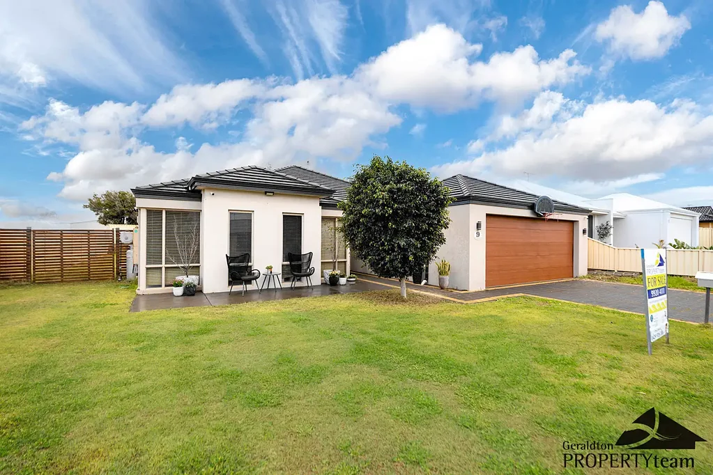 9 Portside Road, Drummond Cove, WA 6532