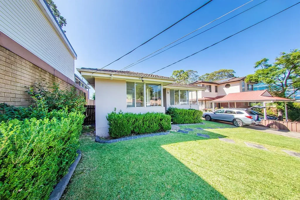 Greystanes 3房 Greystanes 黄金地段的精美家庭住宅 A Beautiful Family Home in a Prime Greystanes Location