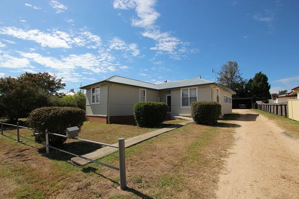 20 Shirley St, Inverell, NSW 2360