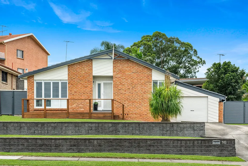 PRACTICAL LIVING IN CRANEBROOK!