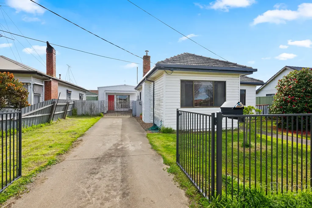 26 Alexandra Street, Sebastopol, VIC 3356
