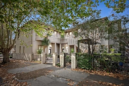 1/19A Dickens Street, Elwood