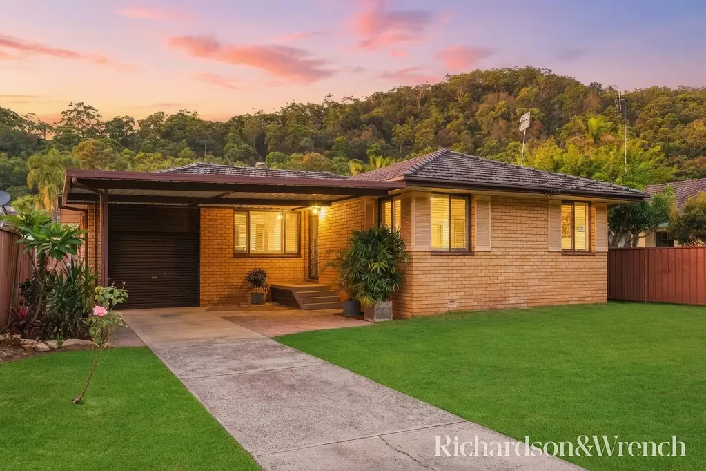 42 Bluefish Crescent, Tascott, NSW 2250