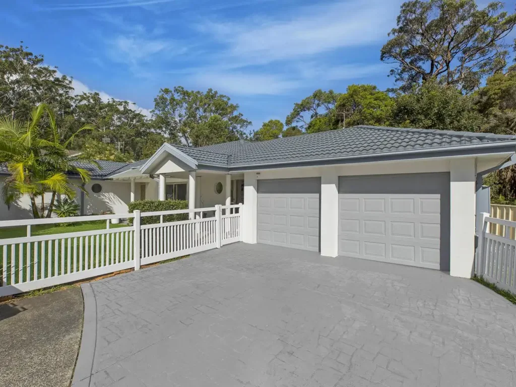 Tumbi Umbi 4 Bedroom Perfectly Presented Single Level Residence!