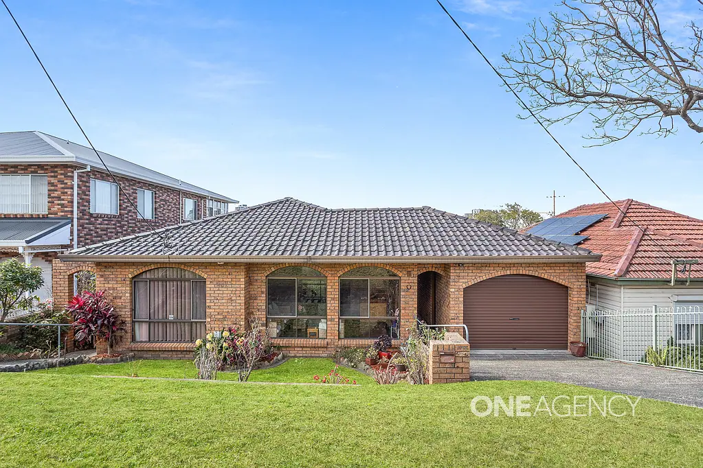 8 Mailer Avenue, Wollongong, NSW 2500