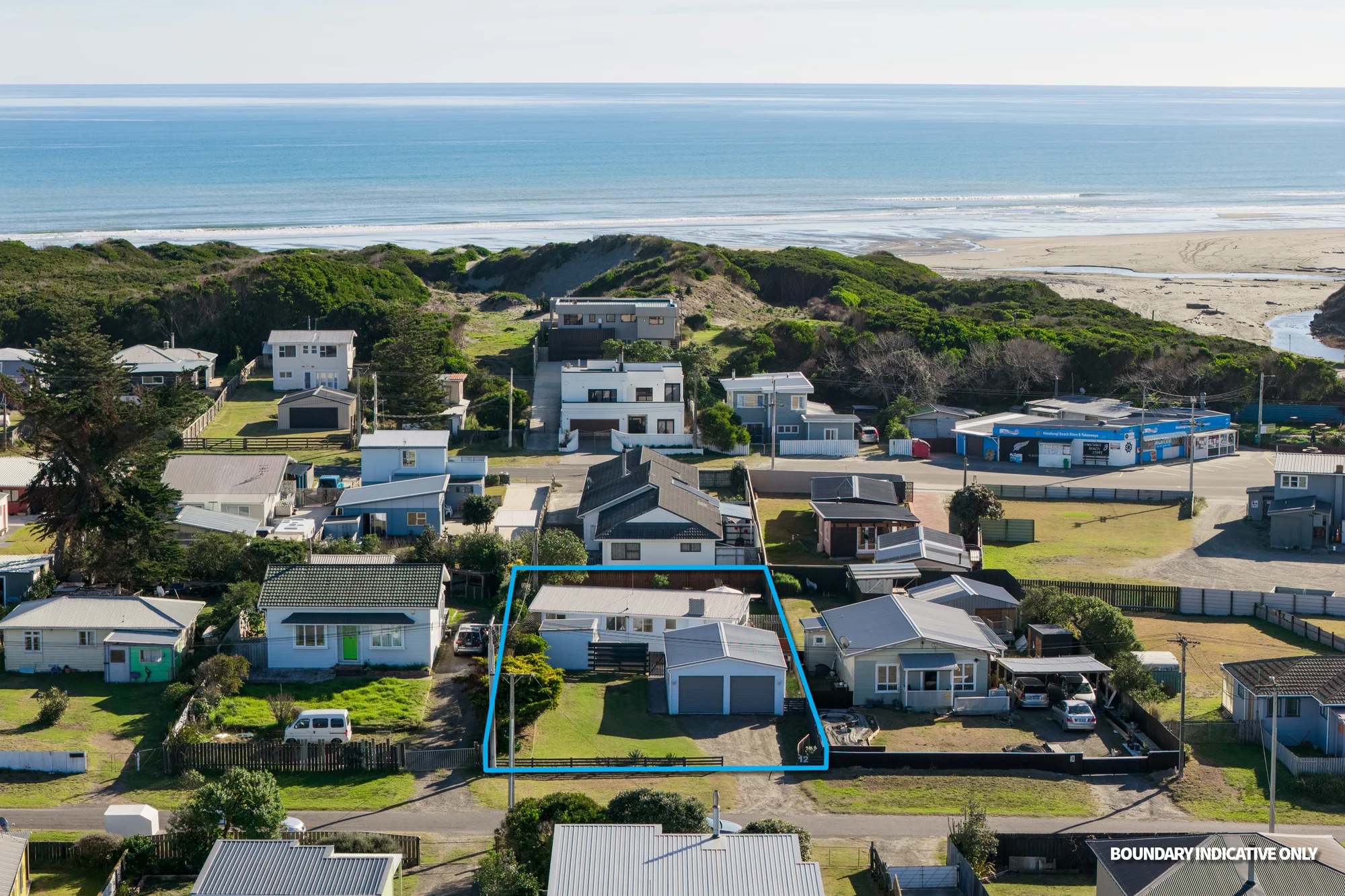 Himatangi Beach 2બેડરૂમ Practical Coastal Charm with Utility Space