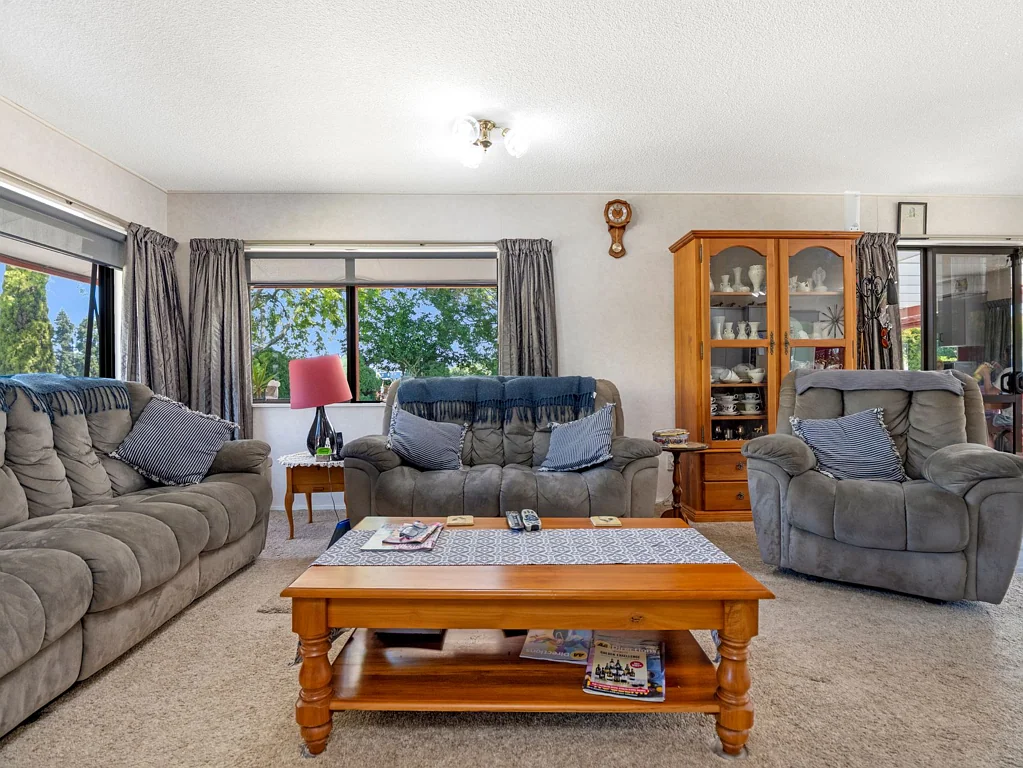 Tamahere 4Zimmer Tamahere Lifestyle with Land & Potential!