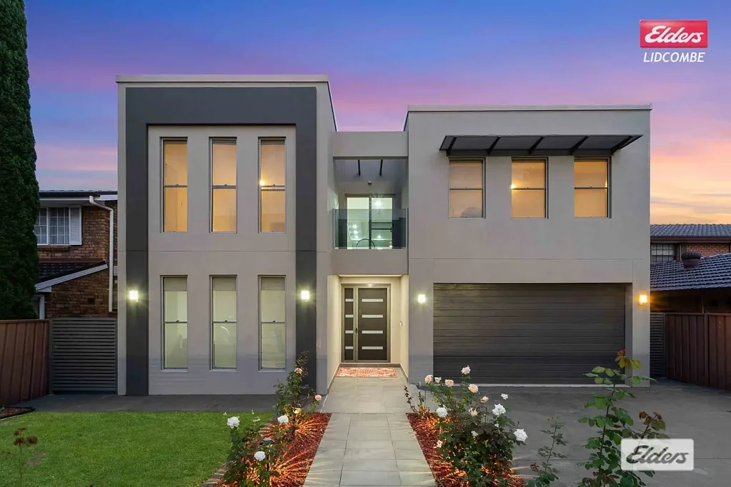 Auburn 6બેડરૂમ ARCHITECTURAL MASTERPIECE ON A QUIET STREET, JUST MINUTES FROM AMENITIES