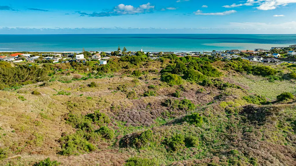 Castlecliff 44,900M2 (APPROX) Seaside land parcel