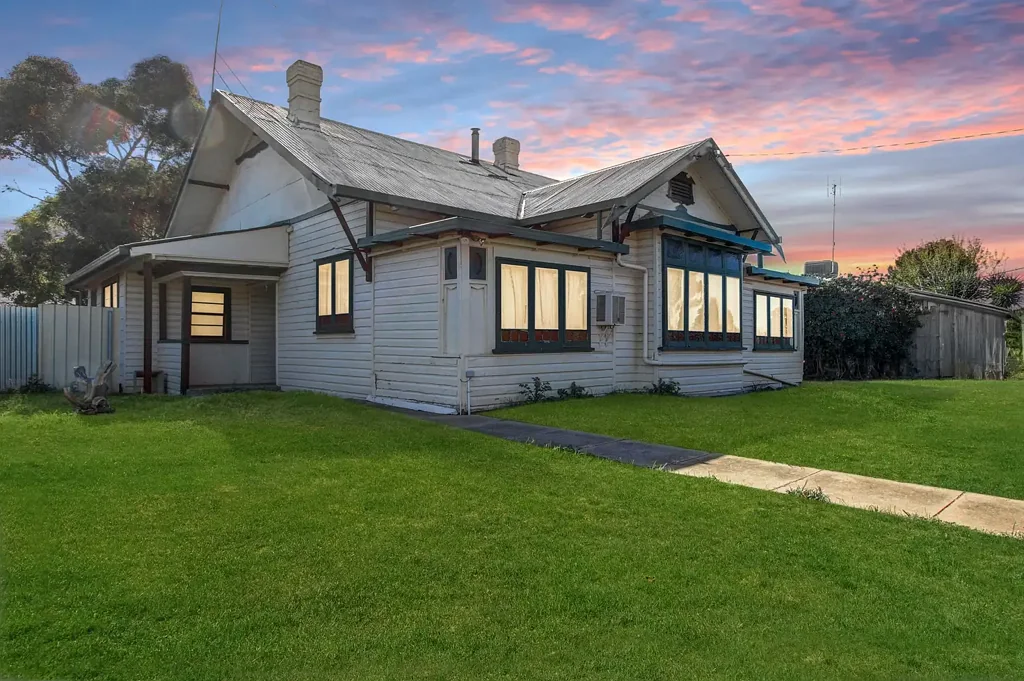 395 Macauley Street, Hay, NSW 2711