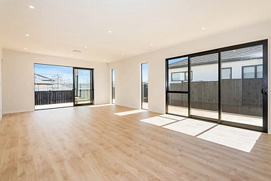 Modern, near new 4 bedroom home in Milldale