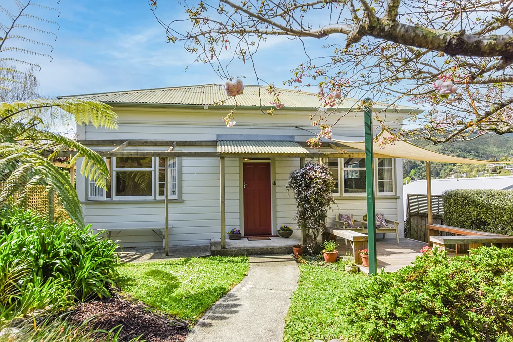 Nelson City 3બેડરૂમ When Location is Paramount!