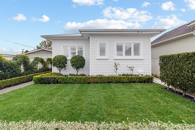 355 Point Chevalier Road, Point Chevalier, Auckland City