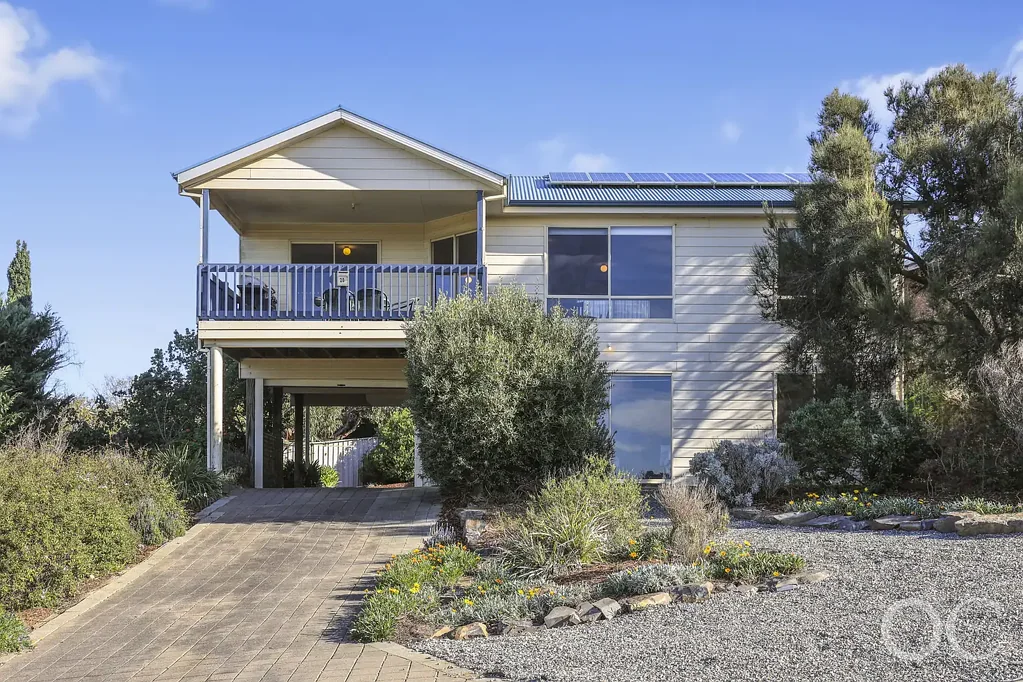 Encounter Bay 3房  Open the Door to Stunning Sea Views