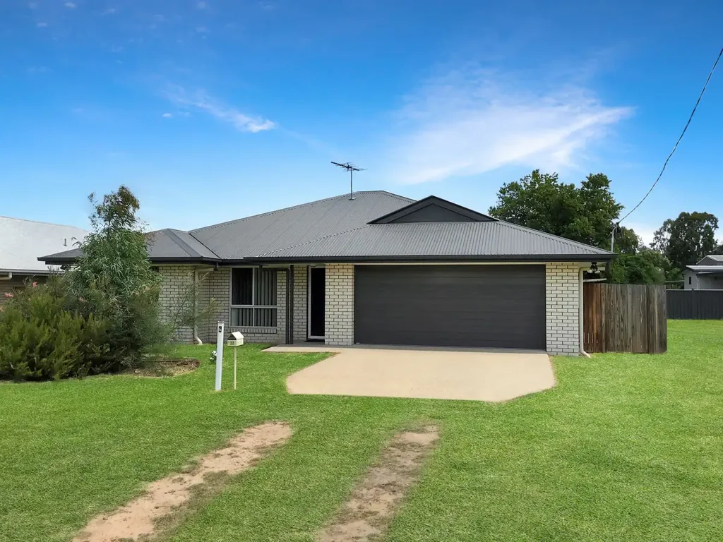 6 Denison Street, Nebo, QLD 4742