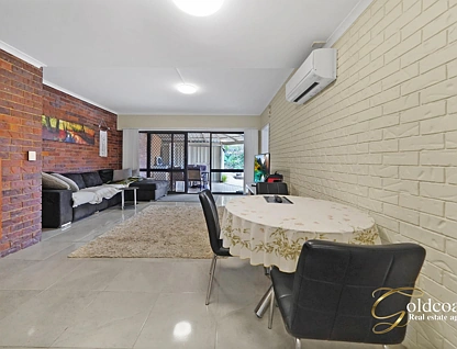 2/214-216 Bloomfield Street, Cleveland, Redland City Region, 2 phòng ngủ, 1 phòng tắm, Townhouse
