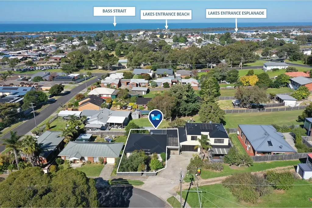 2/2 North Street, Lakes Entrance, VIC 3909