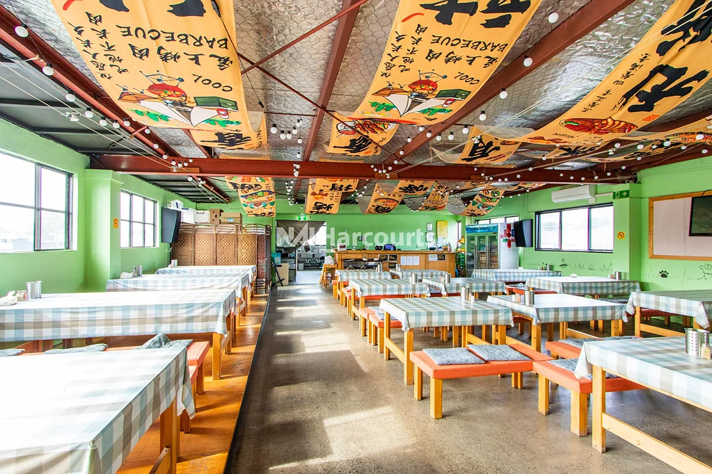 Browns Bay Browns Bay F&B Opportunity