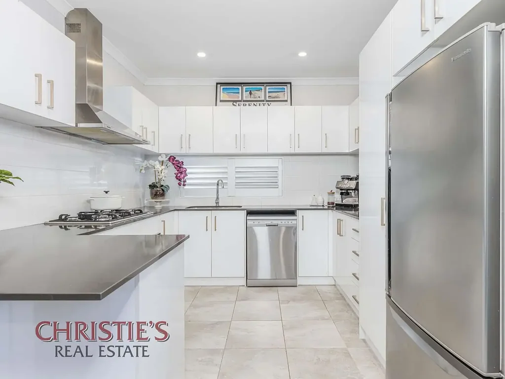 Caversham 4Zimmer Modern Family Living in a Location You'll Love