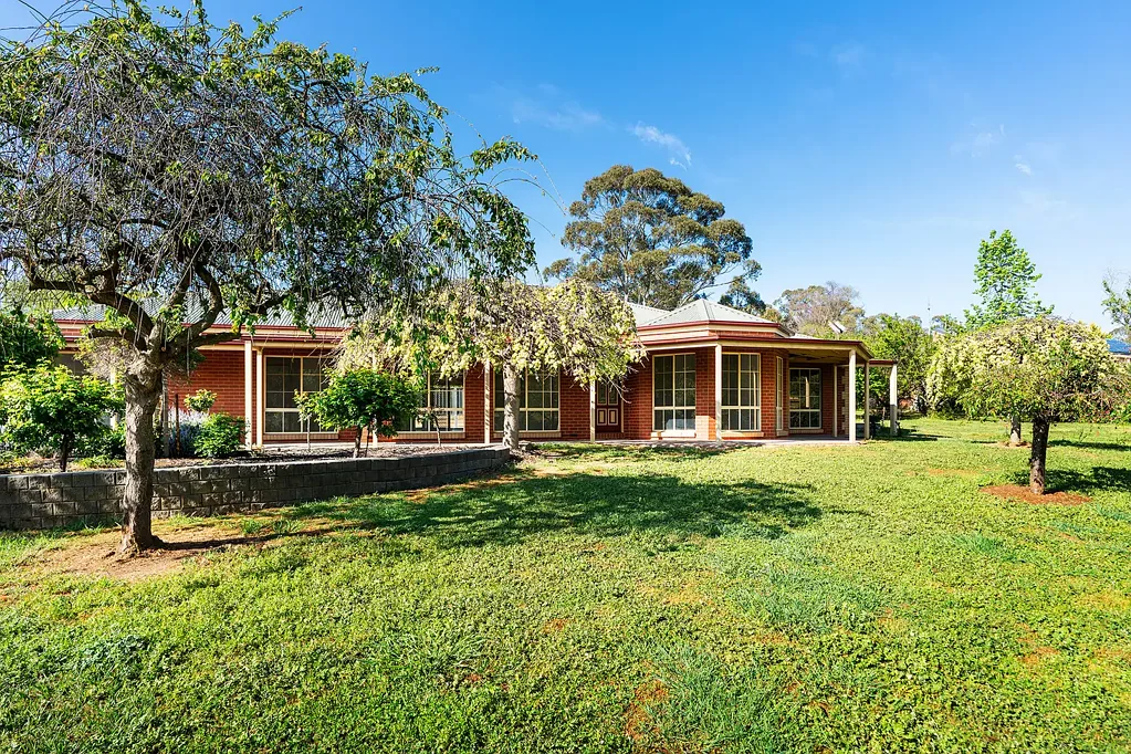 33 Maldon Road, Mckenzie Hill, VIC 3451