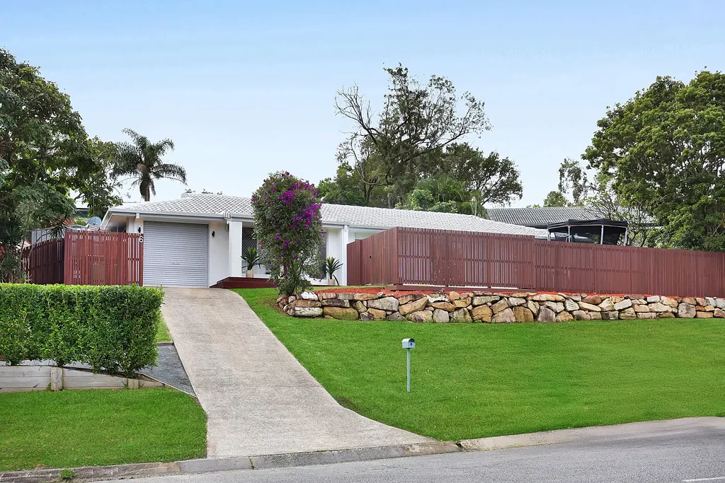 6 Angus Court, Highland Park, QLD 4211