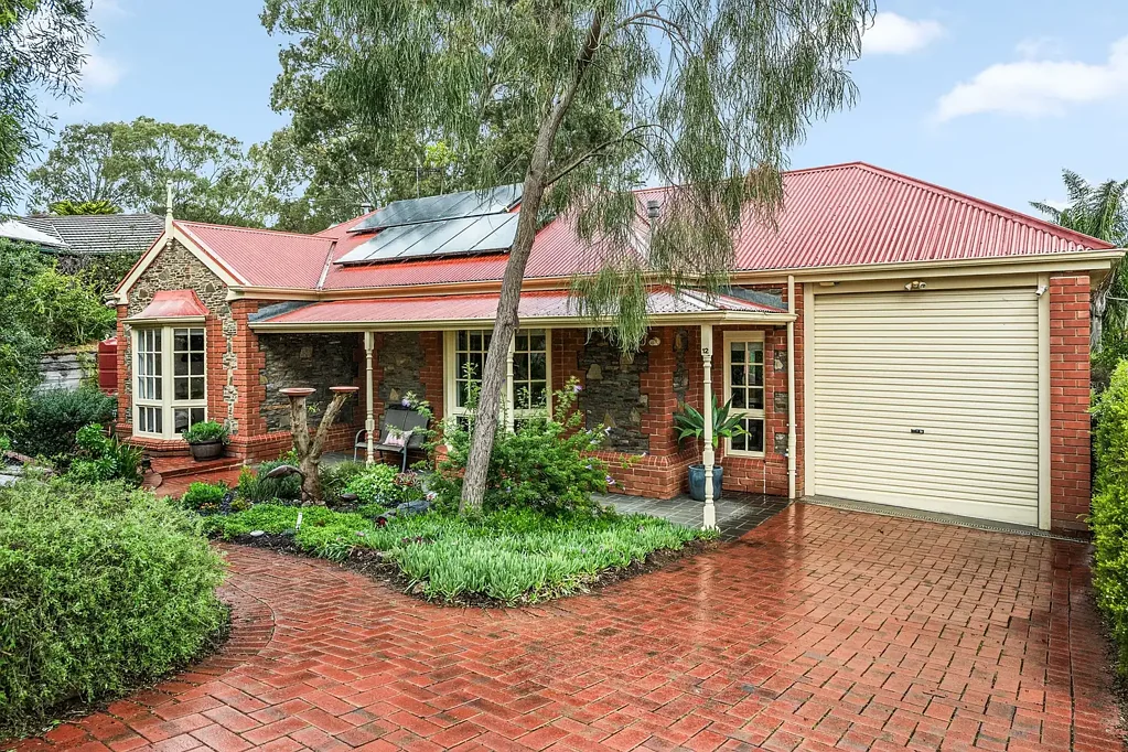 Aberfoyle Park 3Phòng ngủ Tranquil Treetop Sanctuary with Space for the Whole Family