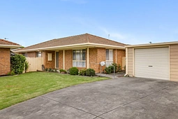 8/242A Raglan Street, Sale