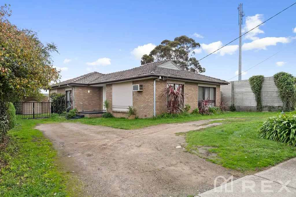 Spacious Family Home in a Convenient Eumemmerring Location