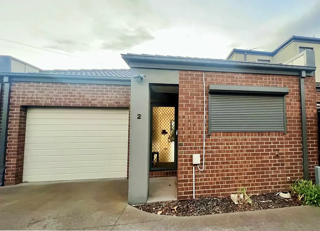 2/29 Loretta Boulevard, Tarneit, VIC 3029