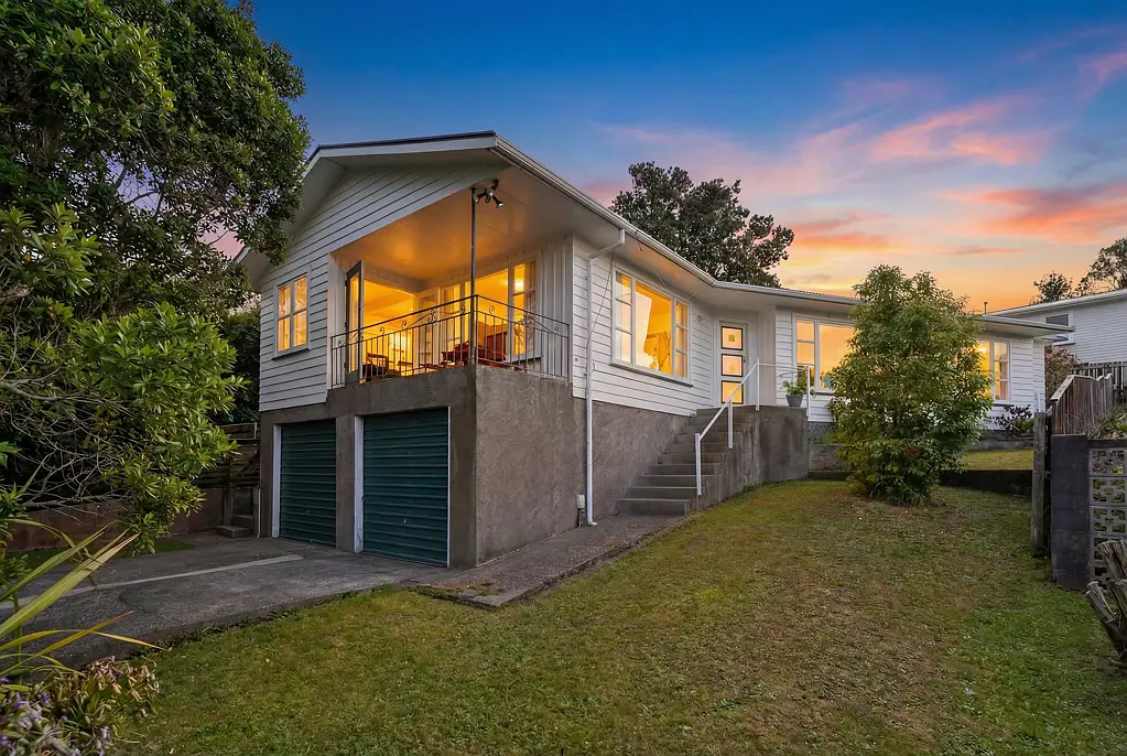 26 Stewart Drive, Newlands, Wellington City, Wellington