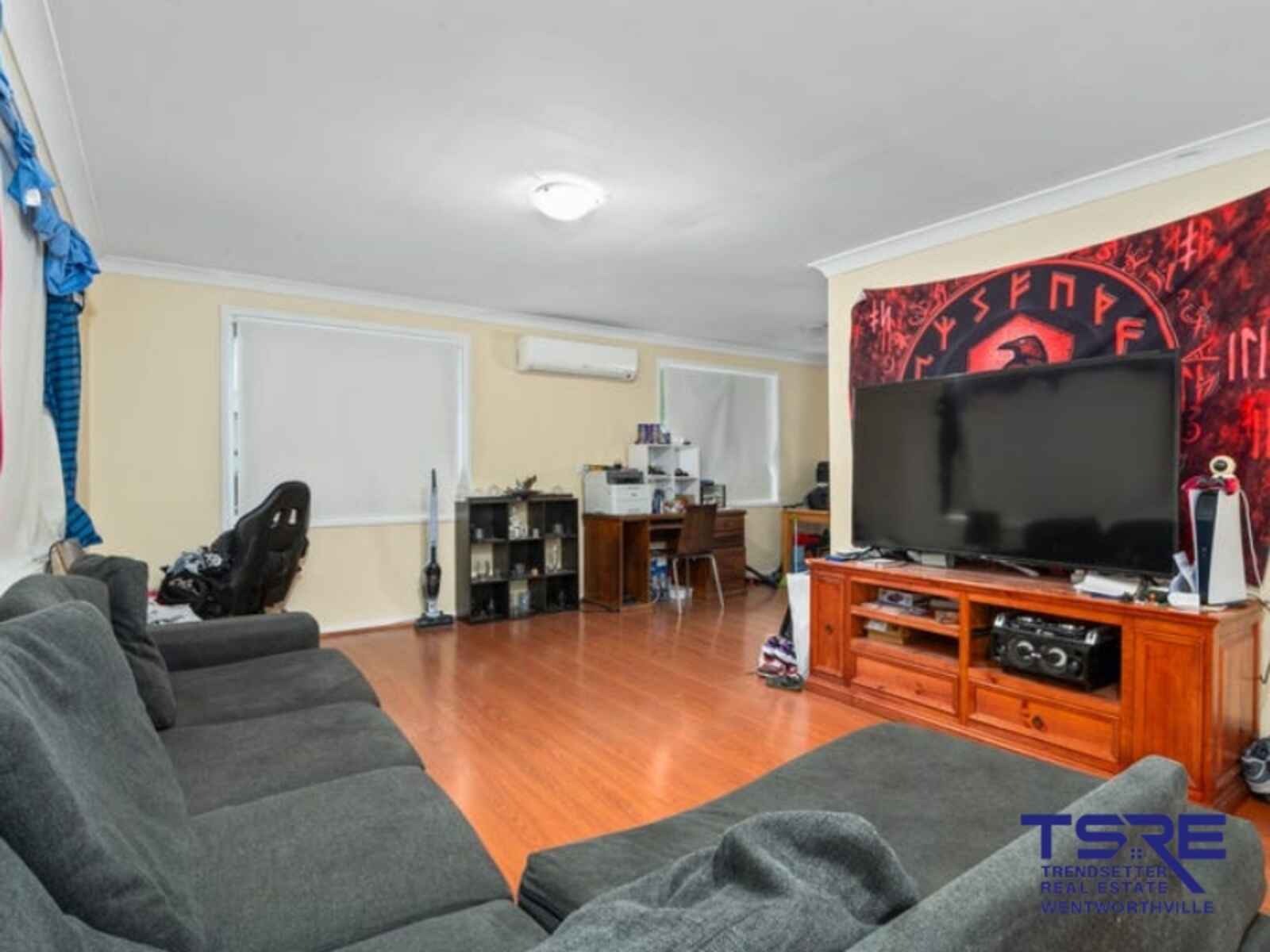 16 RESTON AV, HEBERSHAM NSW 2770, 0 habitaciones, 0 baños, House