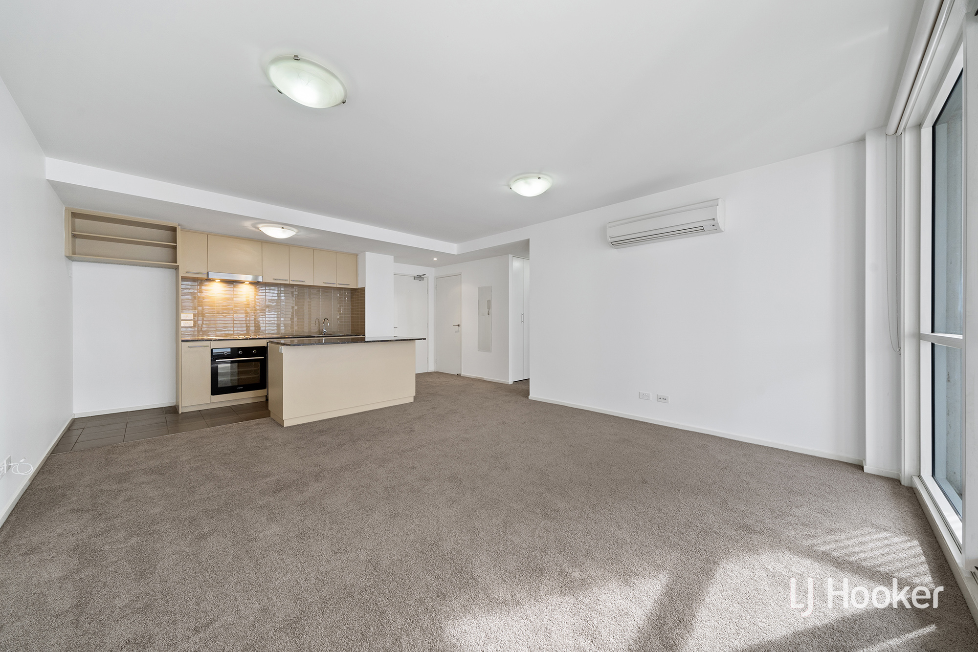 ORACLE UNIT 107 72 COLLEGE ST, BELCONNEN ACT 2617, 0房, 0浴, Unit