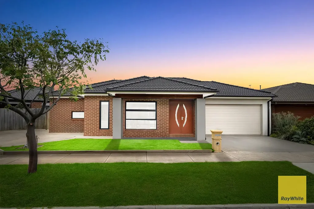 Tarneit 4Zimmer MODERN FAMILY LIVING - READY TO MOVE IN & ENJOY IN PRIME TARNEIT