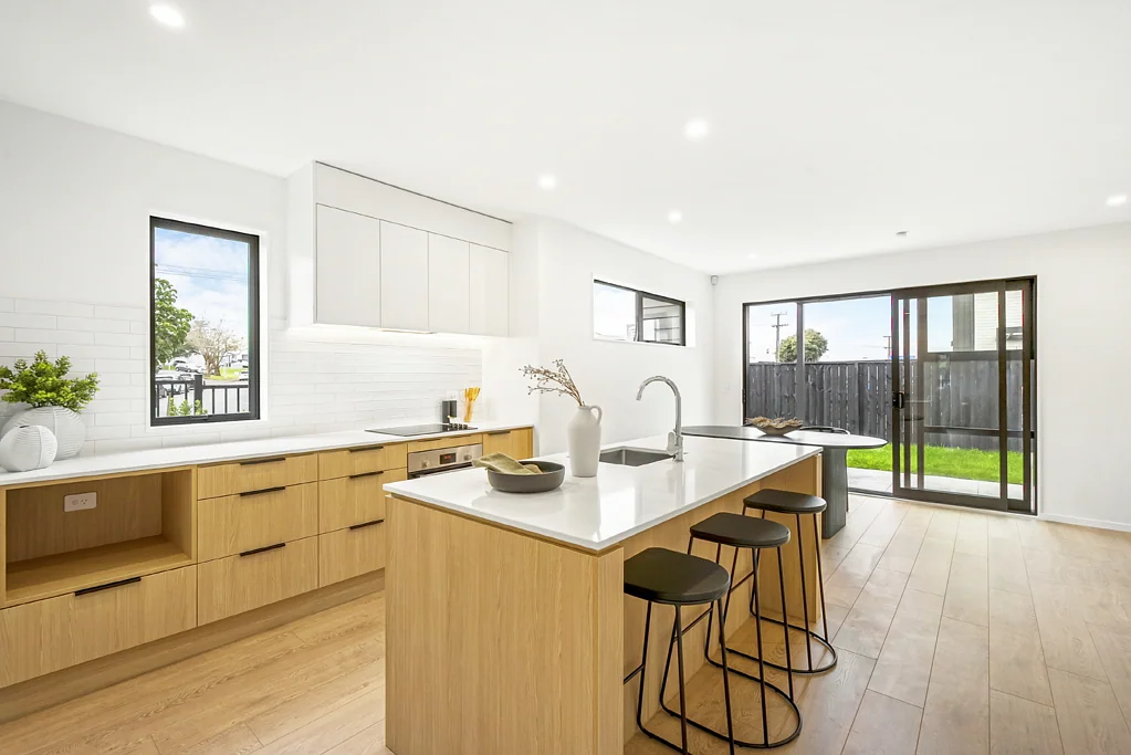 Stonefields 4房  A Warm & Welcoming North Facing Home