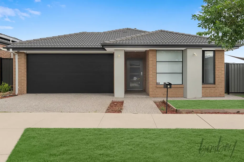 Kalkallo 4ห้องนอน Stylish, Low-Maintenance Living with a small walk to Schools.