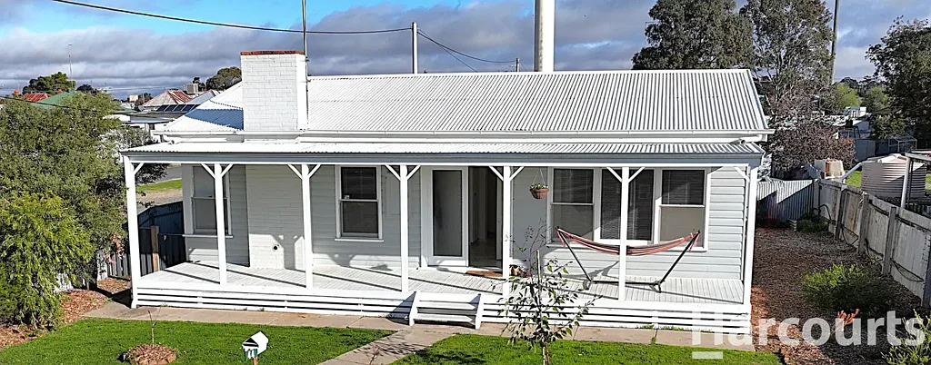44 Molyneaux Street, Warracknabeal, VIC 3393