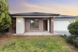 5 Saris Street, Manor Lakes